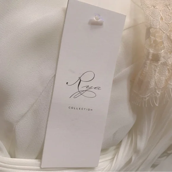 Rya Robe - Picture 6 of 6